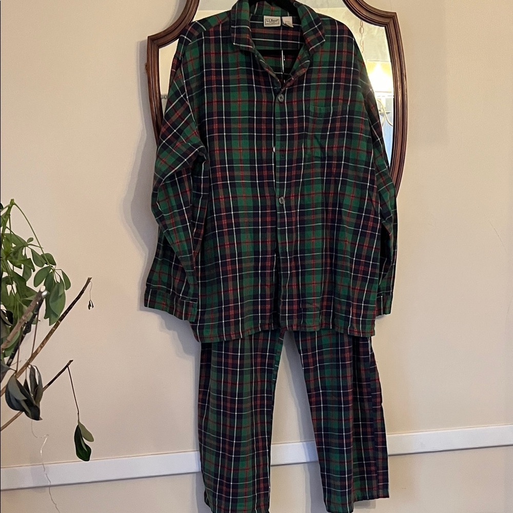 L.L. Bean Green and Red Plaid Flannel Pajamas XL Tall Vintage EUC